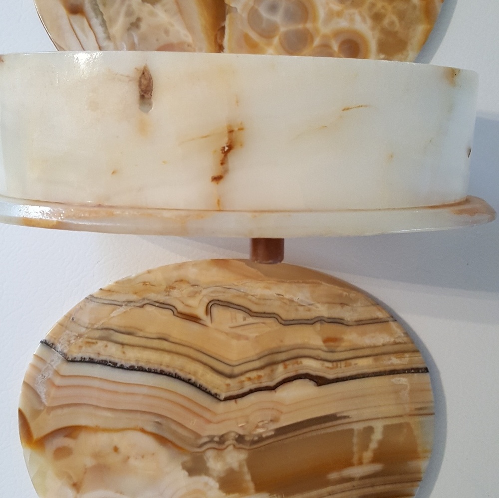 Vintage Alabaster Stone Shell Storage - Picture 8 of 8